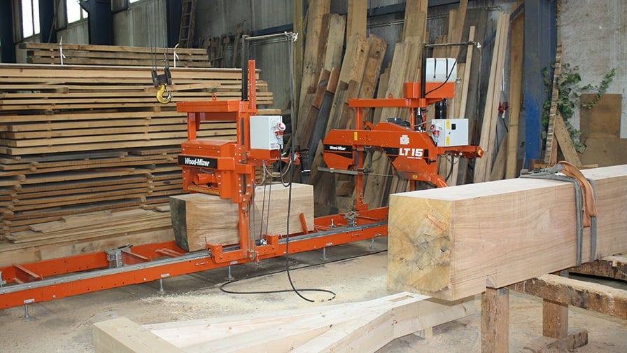 The combination of the LT15 sawmill with the MP100 moulder planer
